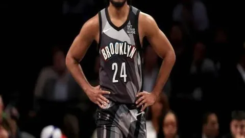 NBA黄蜂对尼克斯比赛分析及专家推荐